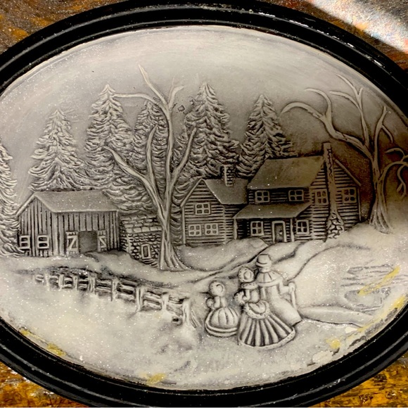DECORATIVE HOLIDAY WALL ART - Picture 1 of 3